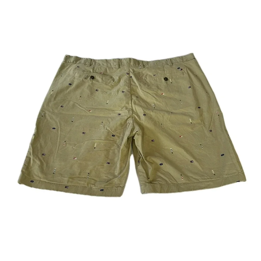 Tommy Hilfiger Mens Sz 42 Shorts Khaki 5 Pockets USA‎ Soft Cotton Stretch EUC